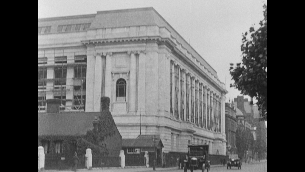 Black and white image of Science Museum exterior c. 1920s