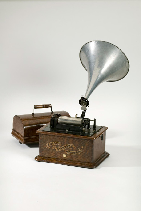 Edison type phonograph