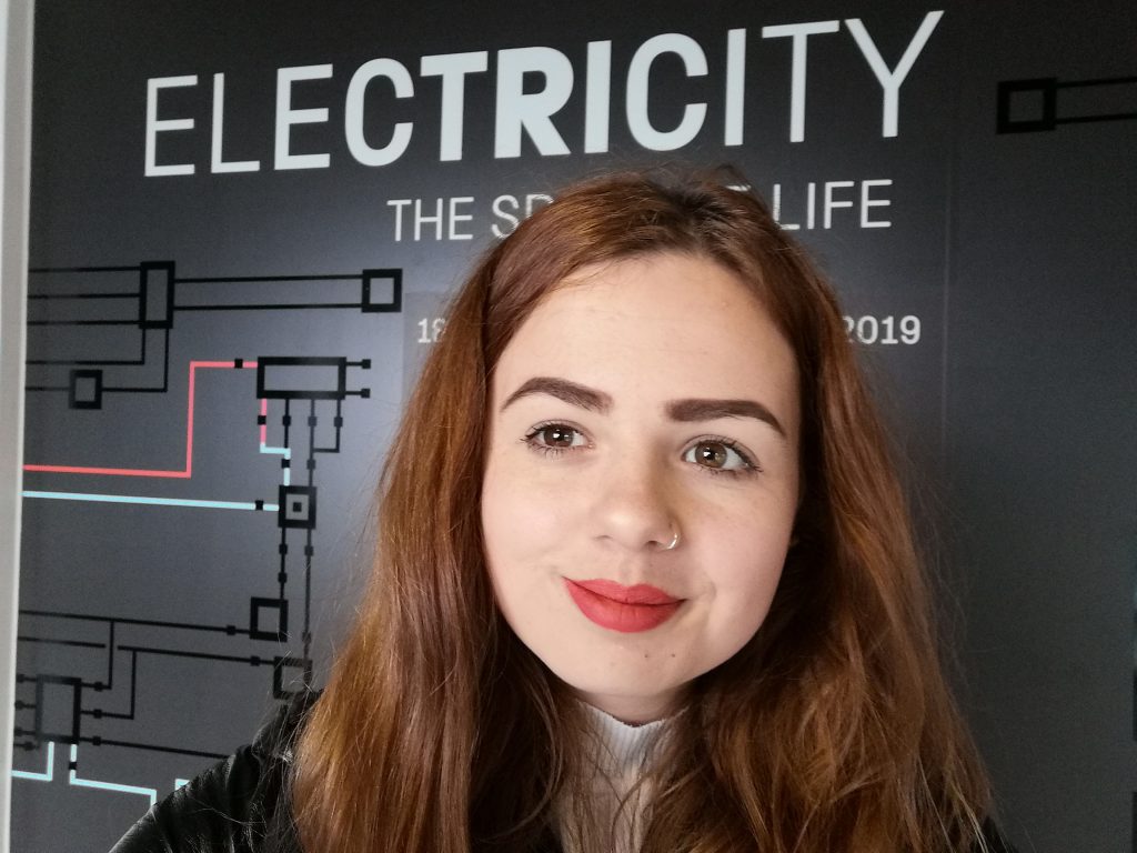 Electricity a volunteer's point of view Science and Industry Museum