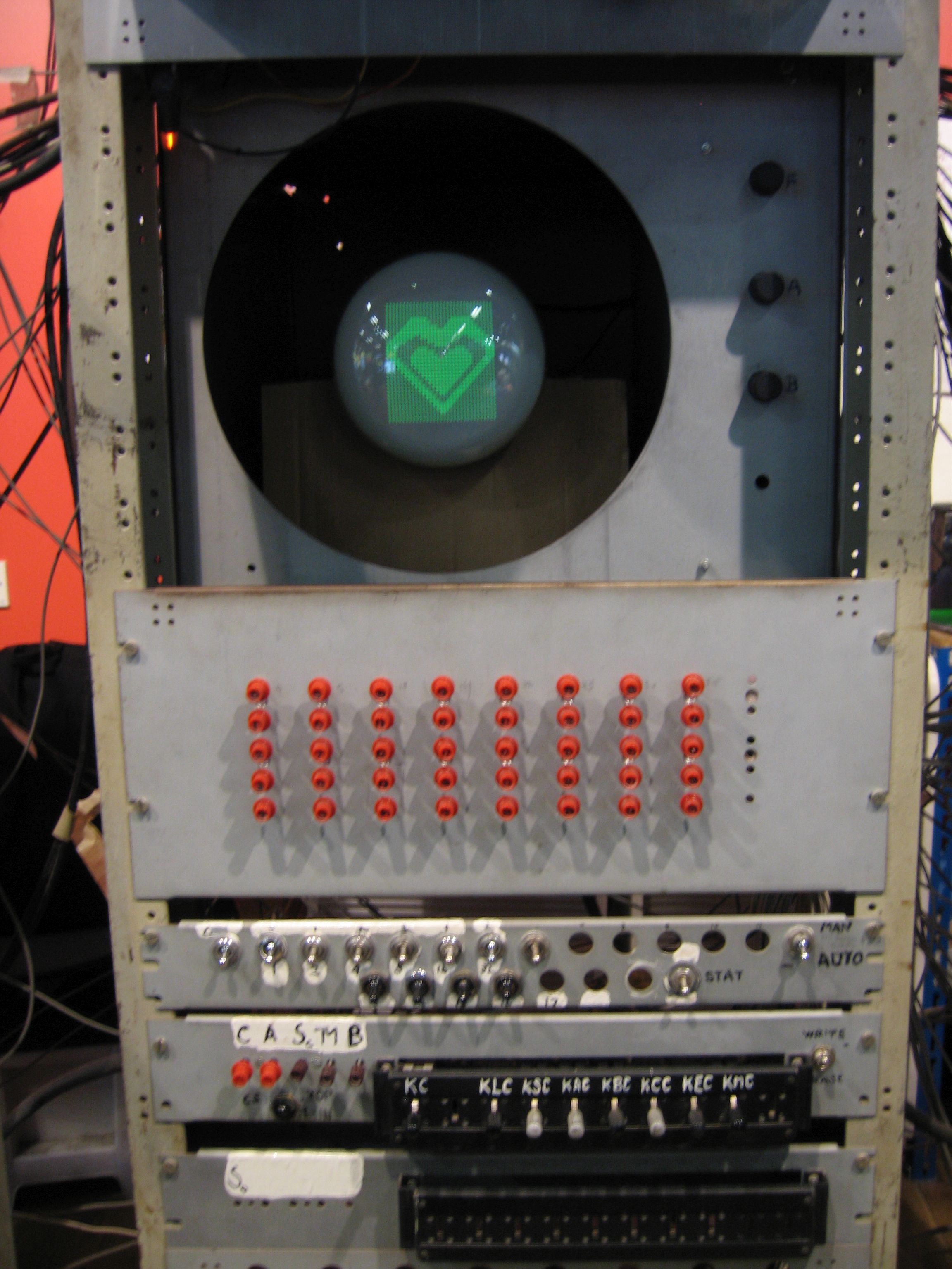 A heart written in code, on the screen of the Baby replica at the Museum of Science and Industry