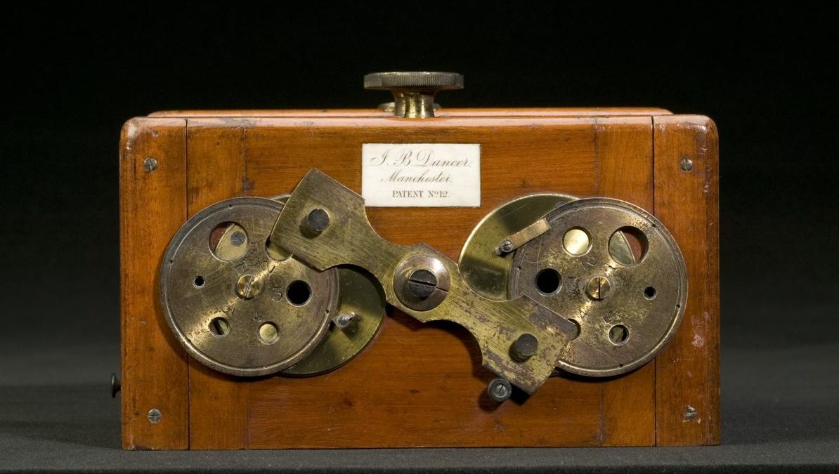 Binocular stereoscopic camera no. 12, made by John Benjamin Dancer, Manchester, c.1856